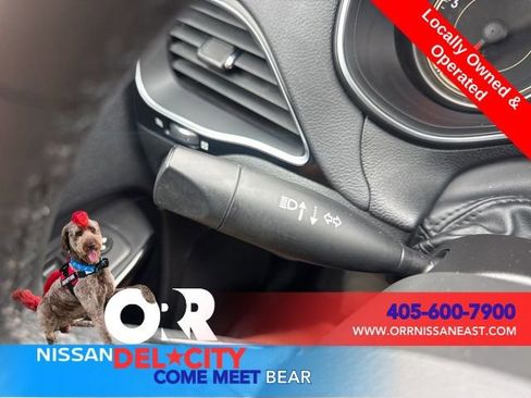 Used 2023 Jeep Cherokee Altitude Lux image 19