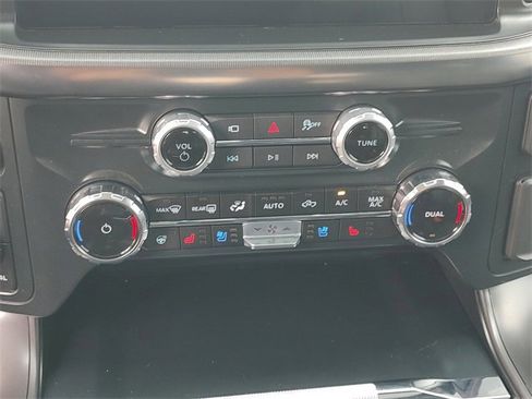 Used 2025 Ford F150 Lariat w/ Equipment Group 502A High image 17