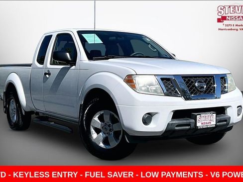 Used 2012 Nissan Frontier SV RWD image 1