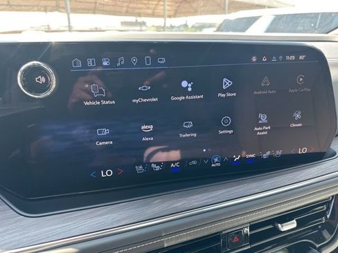 New 2025 Chevrolet Suburban Premier w/ Sun And Tow Package image 22