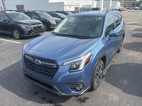 Certified 2023 Subaru Forester Limited AWD/4WD image 6