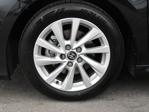 Used 2024 Toyota Camry LE image 12