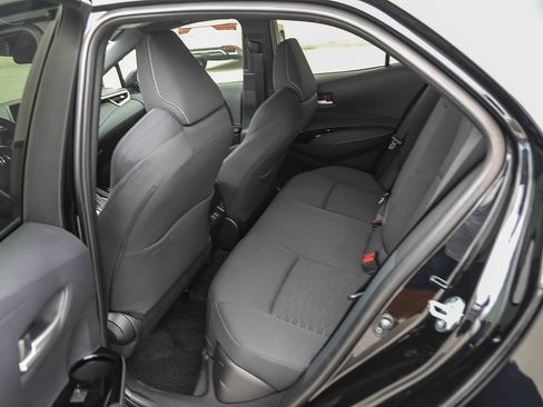 Used 2026 Toyota Corolla SE FWD image 18