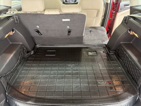 Used 2014 Ford C-MAX SEL w/ Equipment Group 302A image 25