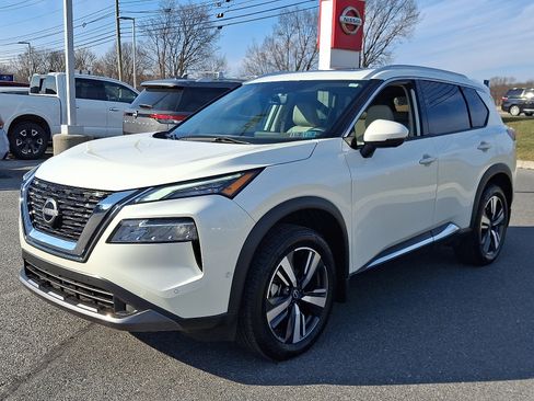 Certified 2023 Nissan Rogue SL w/ SL Premium Package image 3