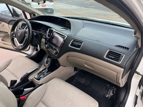 Used 2015 Honda Civic SE image 14