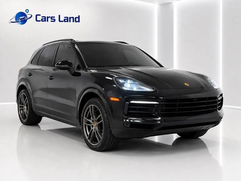 Used 2019 Porsche Cayenne S AWD/4WD image 1