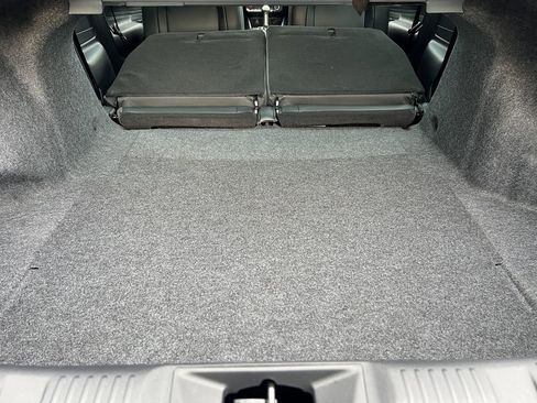 Used 2024 Ford Mustang GT Premium image 19