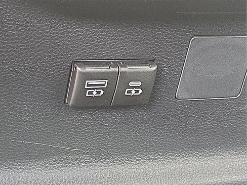 Certified 2025 Toyota Tundra SR5 image 14