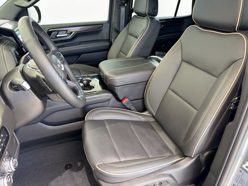 Used 2025 GMC Yukon Elevation w/ LPO, Floor Liner Package RWD image 5
