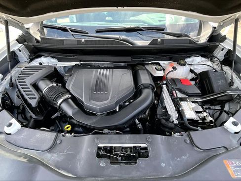 Used 2024 GMC Acadia Elevation image 30