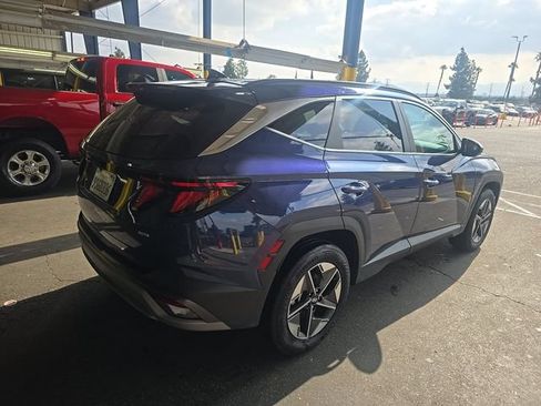 Used 2025 Hyundai Tucson SEL AWD/4WD image 3