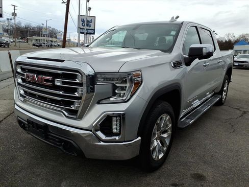 Used 2020 GMC Sierra 1500 SLT w/ SLT Premium Package image 4