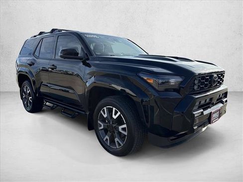 Used 2026 Toyota 4Runner TRD Sport Premium AWD/4WD image 3