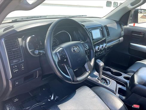Used 2019 Toyota Sequoia TRD Sport w/ TRD Sport Premium Package AWD/4WD image 18
