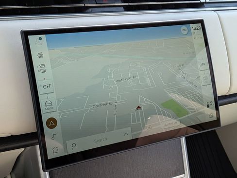 Used 2024 Land Rover Range Rover SE image 20