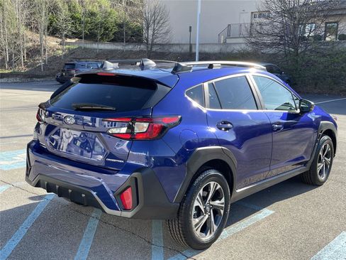 Certified 2024 Subaru Crosstrek 2.0i Premium image 5