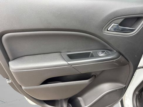 Used 2019 GMC Canyon SLE image 18