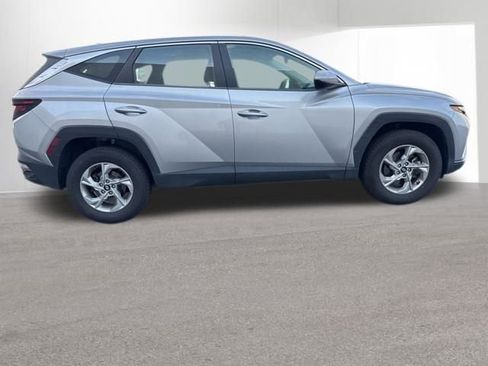 Used 2022 Hyundai Tucson SE w/ Cargo Package image 11