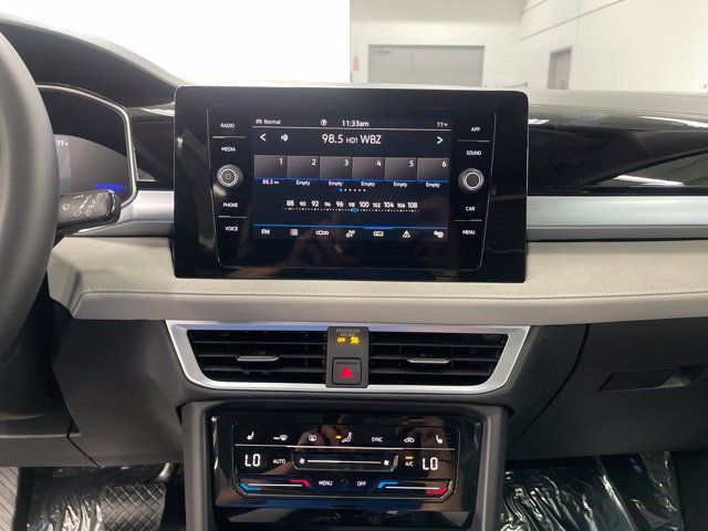 New 2027 Volkswagen Taos SE AWD/4WD image 21