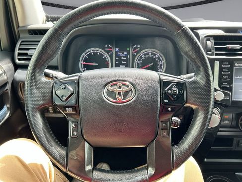 Used 2023 Toyota 4Runner TRD Off-Road Premium w/ Moonroof Package AWD/4WD image 15
