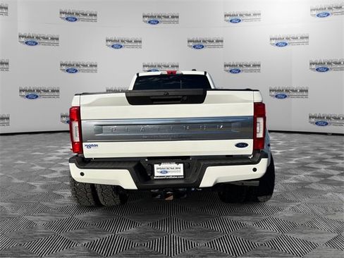 Used 2022 Ford F450 Platinum w/ FX4 Off-Road Package image 4