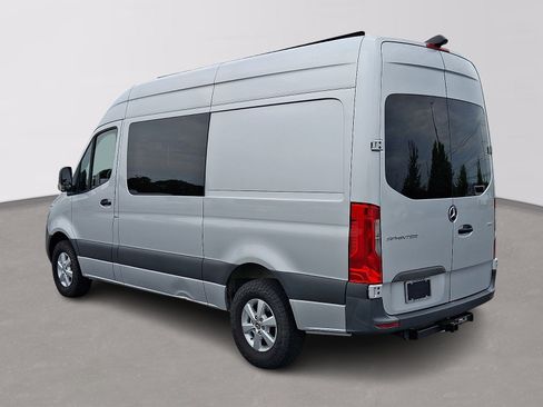 Used 2023 Mercedes-Benz Sprinter 2500 image 7