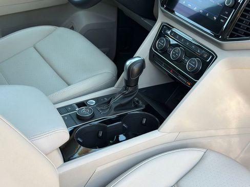 Certified 2022 Volkswagen Atlas SE AWD/4WD image 10