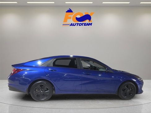 Used 2023 Hyundai Elantra SEL image 6
