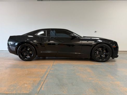 Used 2011 Chevrolet Camaro SS w/ RS Package RWD image 6