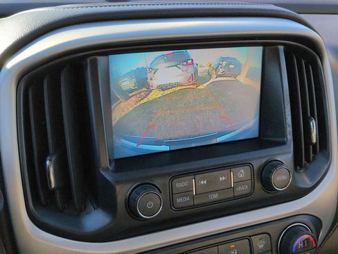 Used 2017 GMC Canyon SLT w/ Driver Alert Package image 30