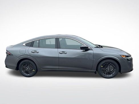 New 2026 Nissan Sentra SV w/ Floor Mat Package FWD image 6