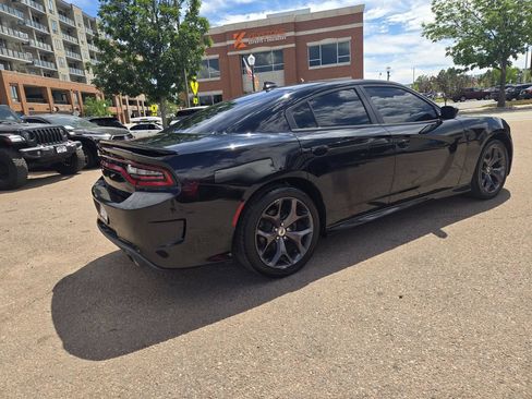 Used 2019 Dodge Charger R/T RWD image 10