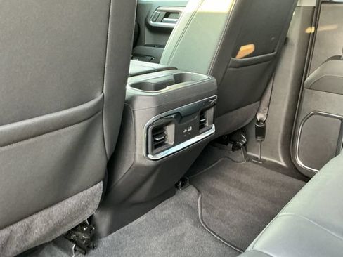 Used 2023 GMC Sierra 1500 SLT w/ SLT Convenience Package AWD/4WD image 27