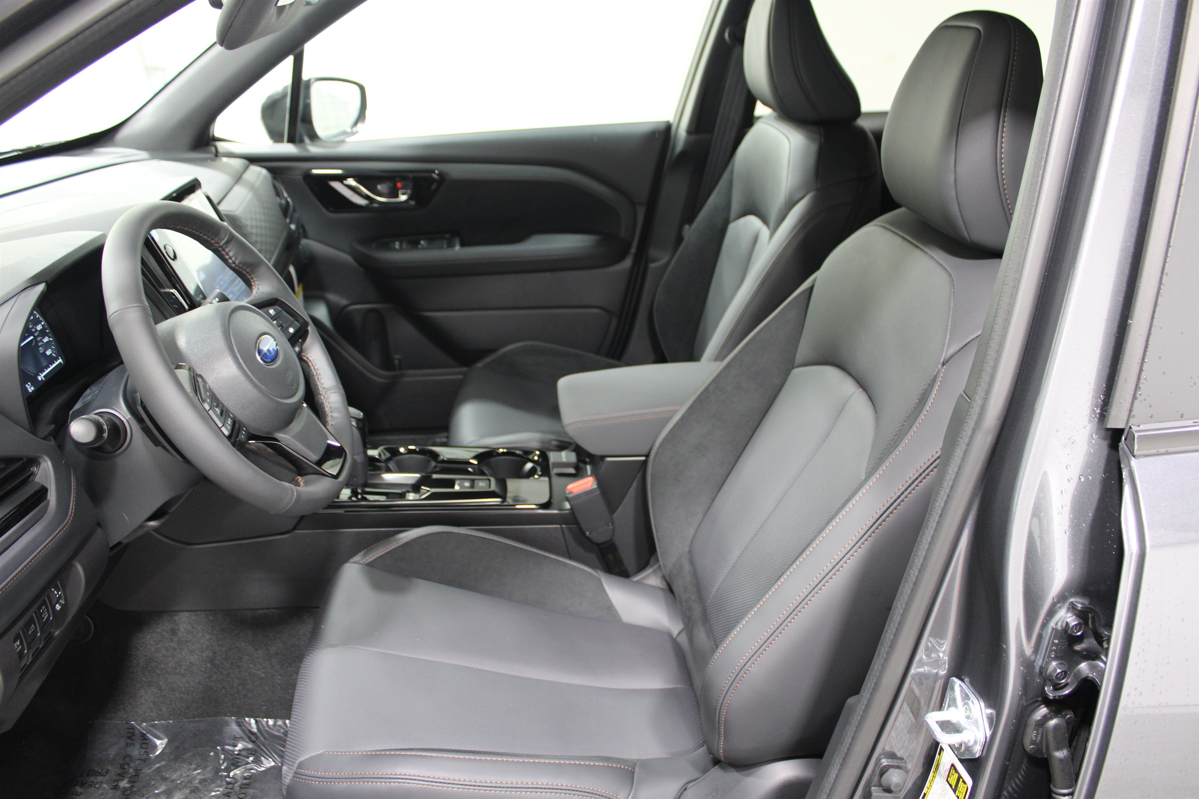 New 2026 Subaru Forester Touring AWD/4WD image 3