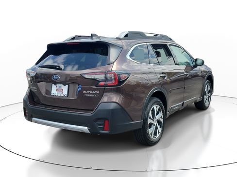 Certified 2022 Subaru Outback Touring XT AWD/4WD image 6