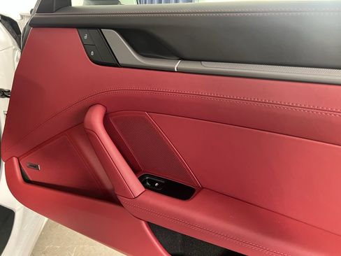 Certified 2022 Porsche 911 Carrera 4S image 19