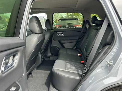New 2026 Nissan Rogue Platinum w/ Platinum Premium Package AWD/4WD image 15