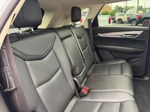 Certified 2018 Cadillac XT5 Luxury w/ Driver Awareness Package AWD/4WD image 14