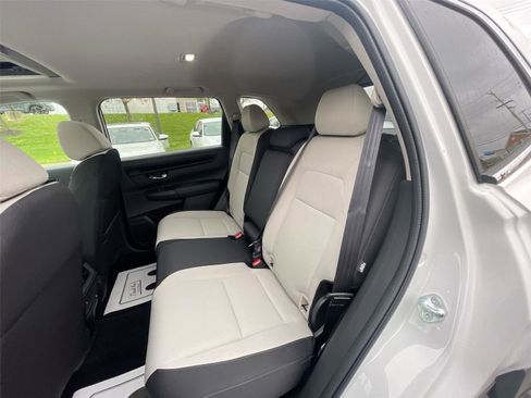 Used 2024 Honda CR-V EX image 25