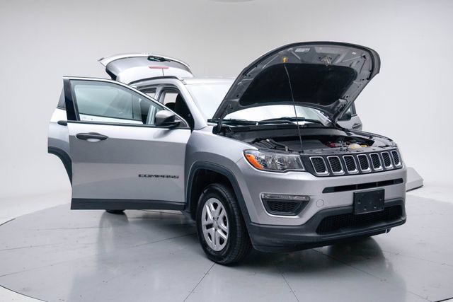 Used 2019 Jeep Compass Sport AWD/4WD image 15