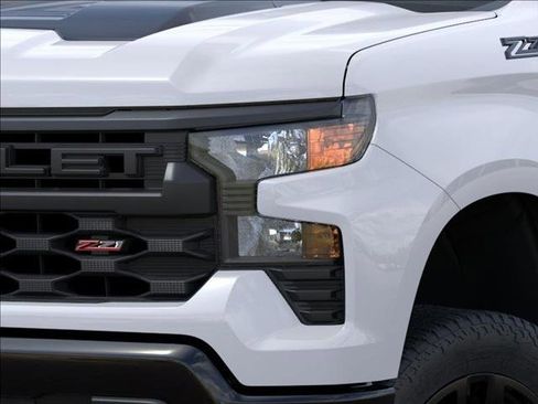 New 2026 Chevrolet Silverado 1500 Custom Trail Boss w/ Dark Appearance Package image 10
