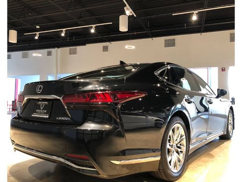 Used 2021 Lexus LS 500h image 13