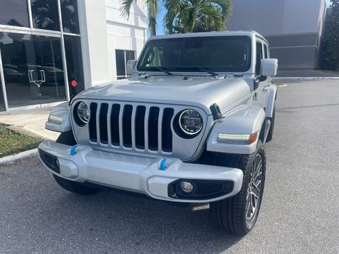 Used 2022 Jeep Wrangler Unlimited Sahara image 26