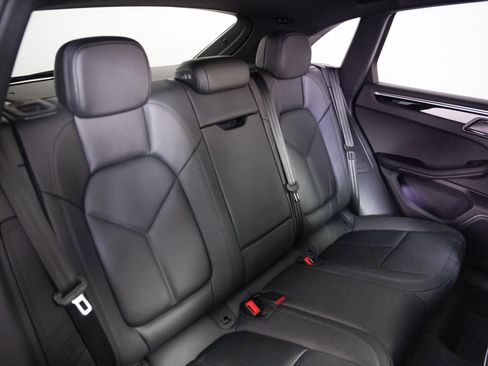 New 2026 Porsche Macan Turbo image 6