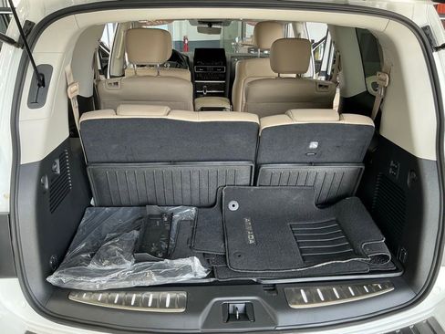 Used 2024 Nissan Armada Platinum w/ Captain's Chairs Package image 20