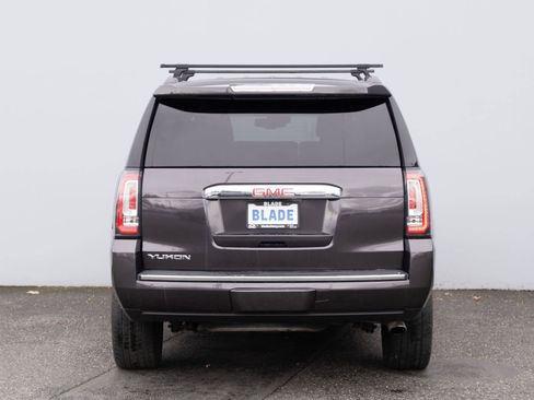Used 2017 GMC Yukon Denali w/ Open Road Package image 29