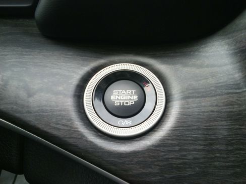 Used 2023 Jeep Grand Cherokee Limited w/ Trailer Tow Prep Group (B) image 18