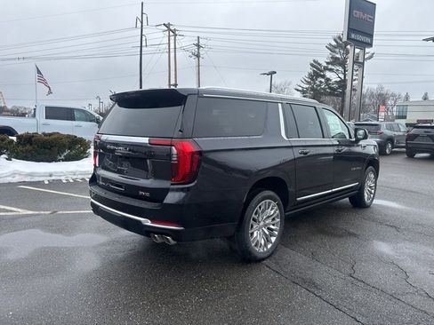New 2026 GMC Yukon XL Denali w/ Sun & Power Step Package image 7