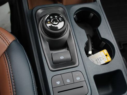 Used 2023 Ford Maverick Lariat w/ Lariat Luxury Package image 26